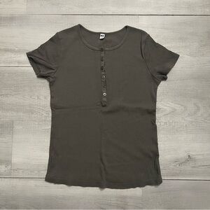 Uniqlo Dark Gray Short Sleeve Top